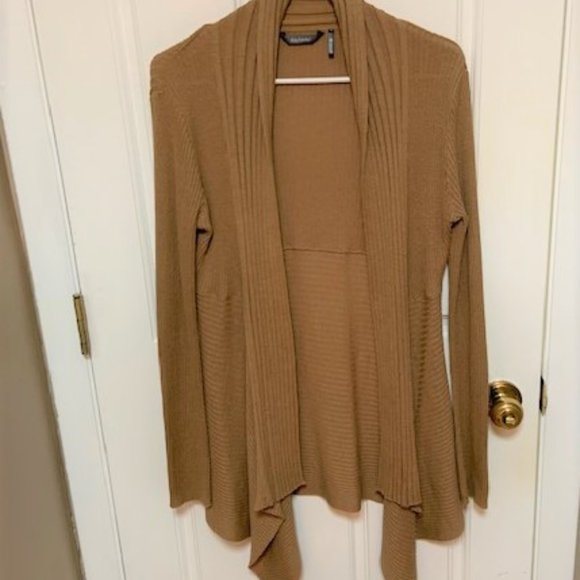 Daisy Fuentes Sweaters - Daisy Fuentes Open Tan Cardigan